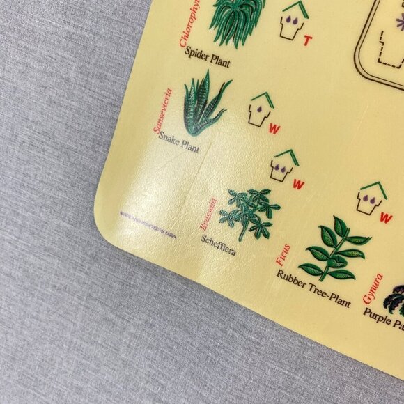 Vintage Tupperware Plant Care Sheet Plastic Mat 1977 Indoor Gardening Guide Mat - Picture 4 of 11